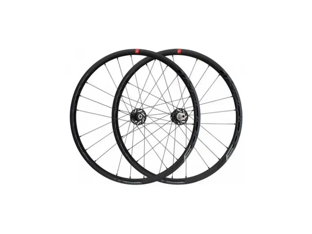 Akce zapletená kola Fulcrum Racing 3 DB