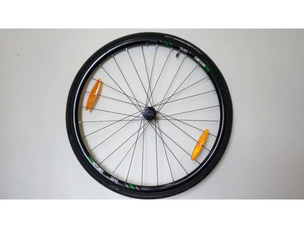 Zapletené kolo STANCE 29" 15x100mm + plášť Sezónní Sleva