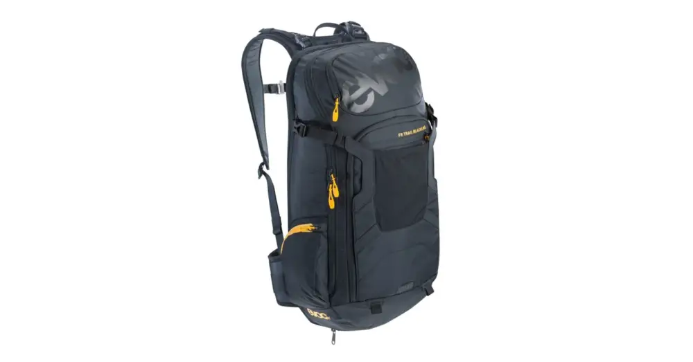 Cenově Výhodný Batoh EVOC FR Trail Blackline 20 Black