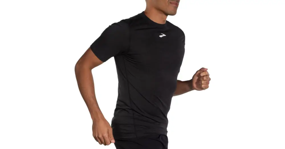 Akční Nabídka Triko BROOKS High Point Short Sleeve Black