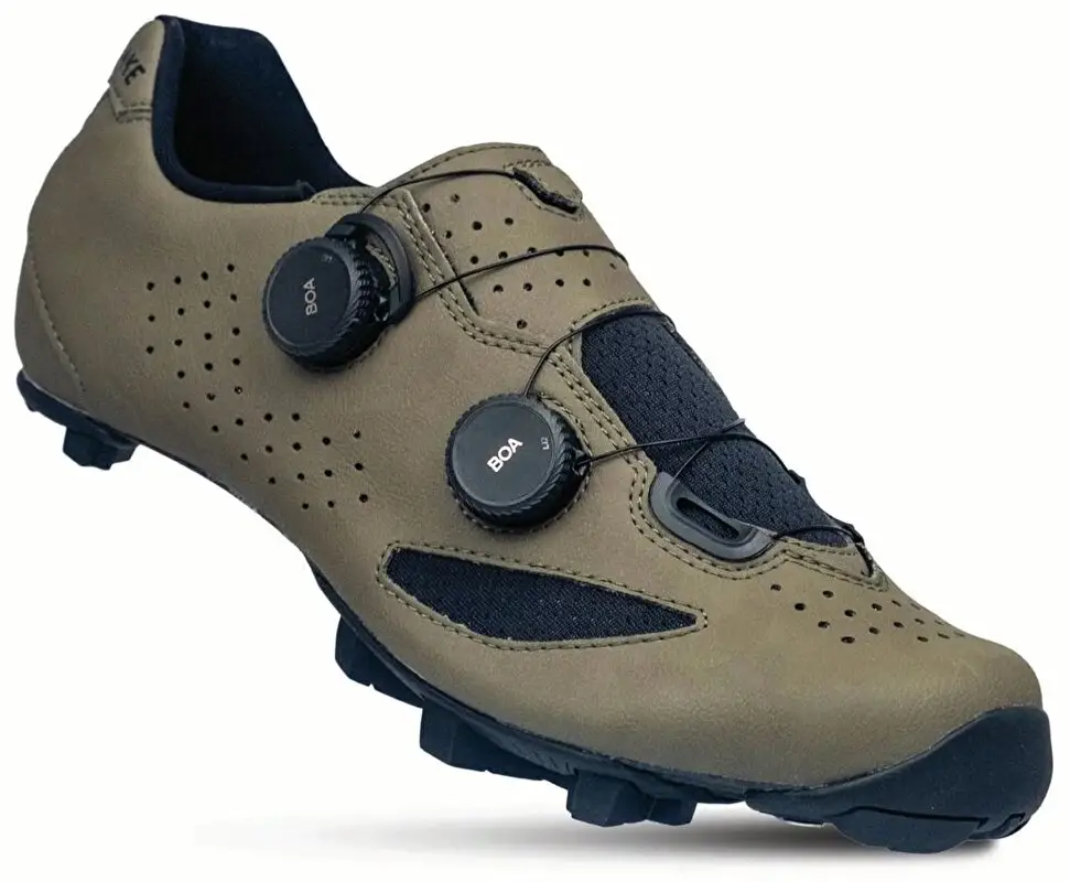 tretry LAKE MX239 Gravel Carbon zemitě hnědo/černé vel.45 wide Výprodej