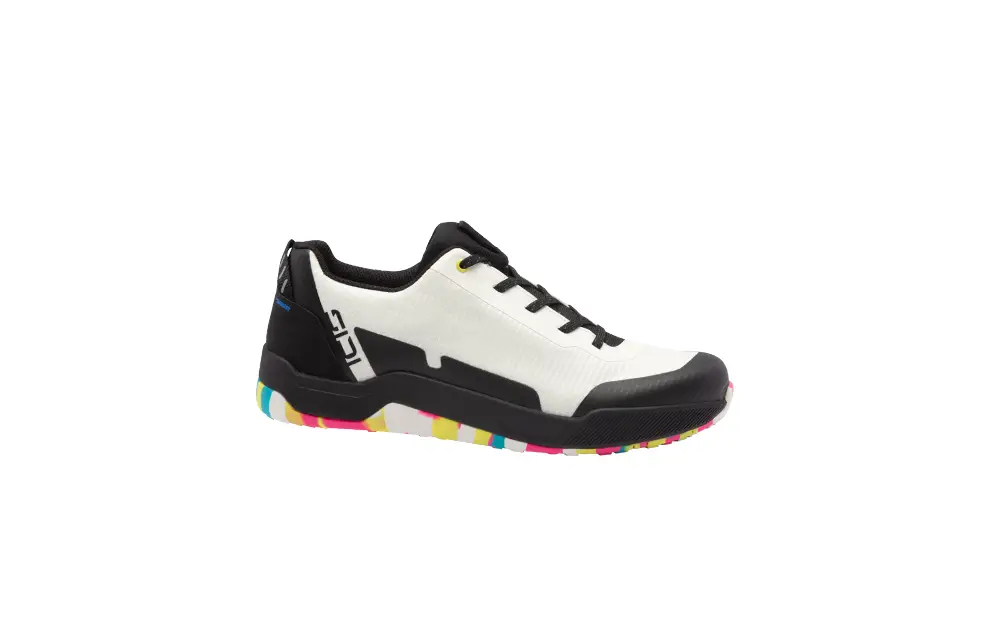 Tretry SIDI Motus White/Black - 38 Kup Teď