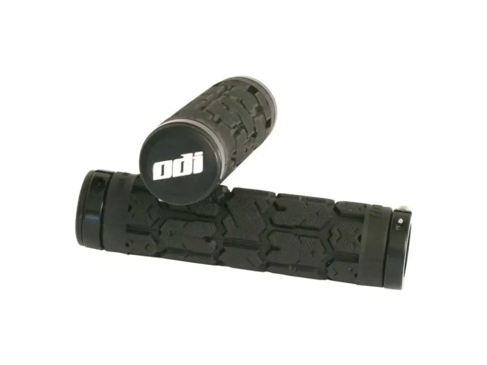 Ověřený Gripy MTB ODI Rogue Lock-On Bonus Pack Black/Black
