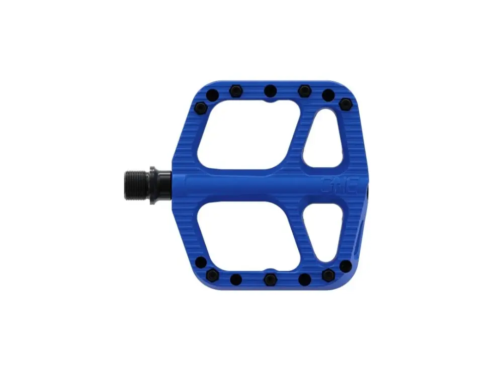 Pedály OneUp Small Composite PedalKompaktní MTB platformy s 7 piny na stranu – perfektní pro dětské, dámské i menší pánské boty Nízká Cena