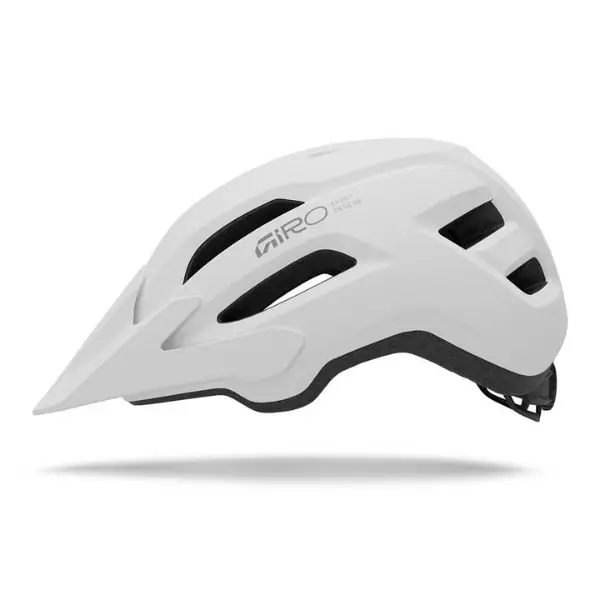 Cenově Výhodný Přilba GIRO Fixture II W Mat White/Chrome, 2026